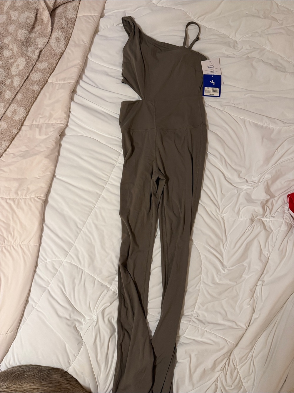 One-Shoulder Cutout Jumpsuit in grayish olivr